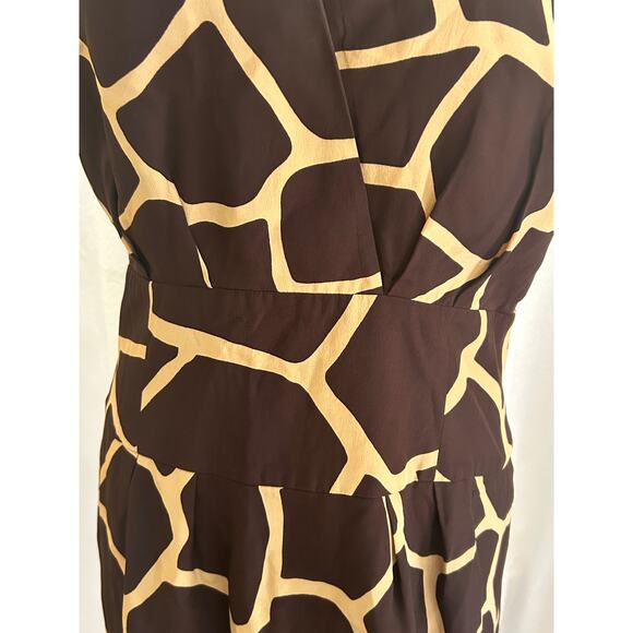 ESCADA Black Label Giraffe Print V-Neck Silk Mid Length Dress - Picture 8 of 12